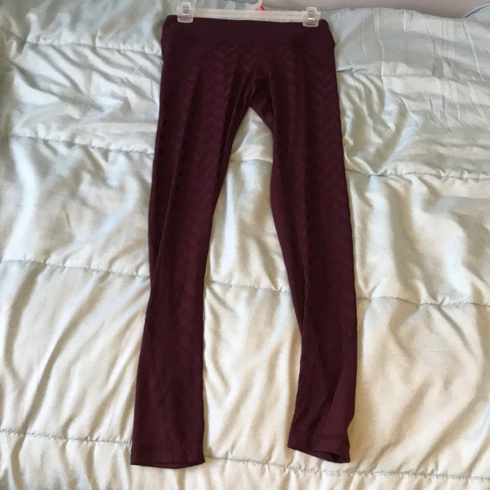 90 Degree Maroon Leggings